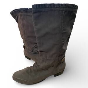 Valley Lane Women's Winter Boots 9 Gray Faux Suede Zip Up Calf Low Heel